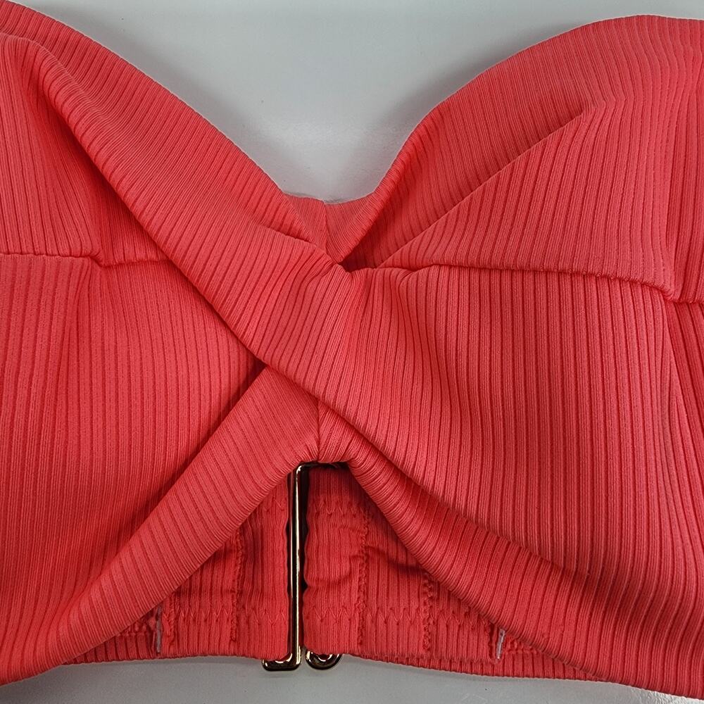 NWT Victoria’s Secret Bikini Top 36C Pink Textured Twist Push Up Strapless Strap - Picture 3 of 10